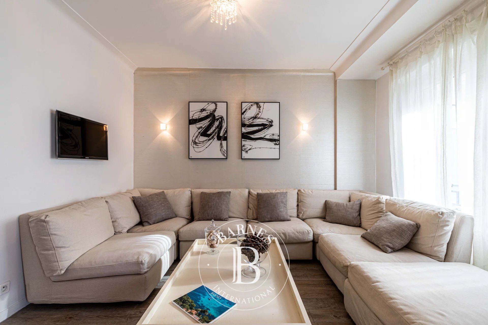 CANNES BANANE - APARTMENT WITH TERRACE - 2 BEDROOMS - picture 3