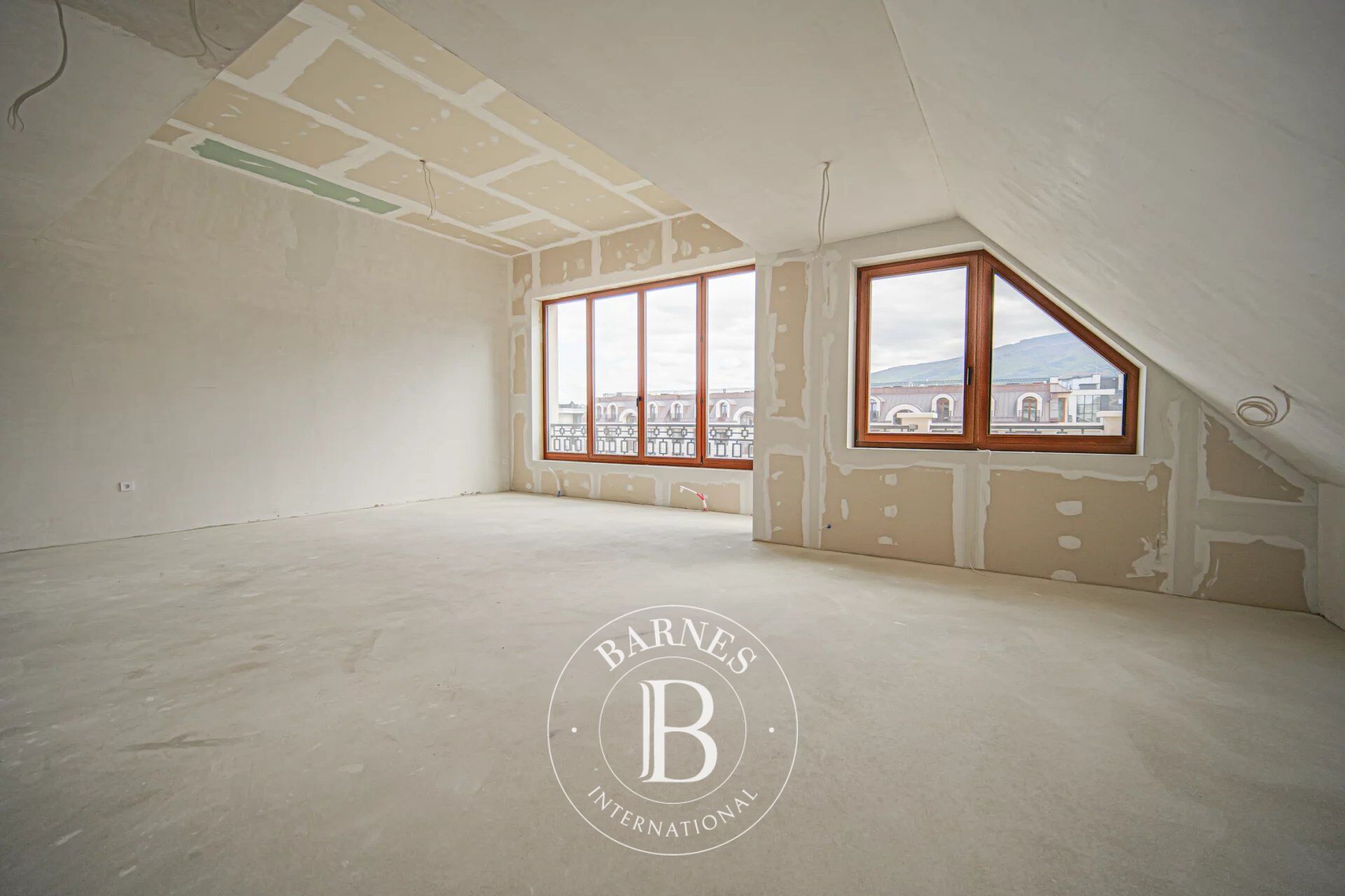 Penthouse Sofia - picture 7