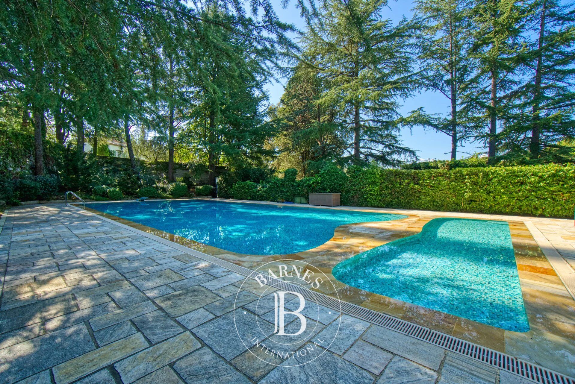 Grasse - Élégante propriété avec maison de gardien - picture 2