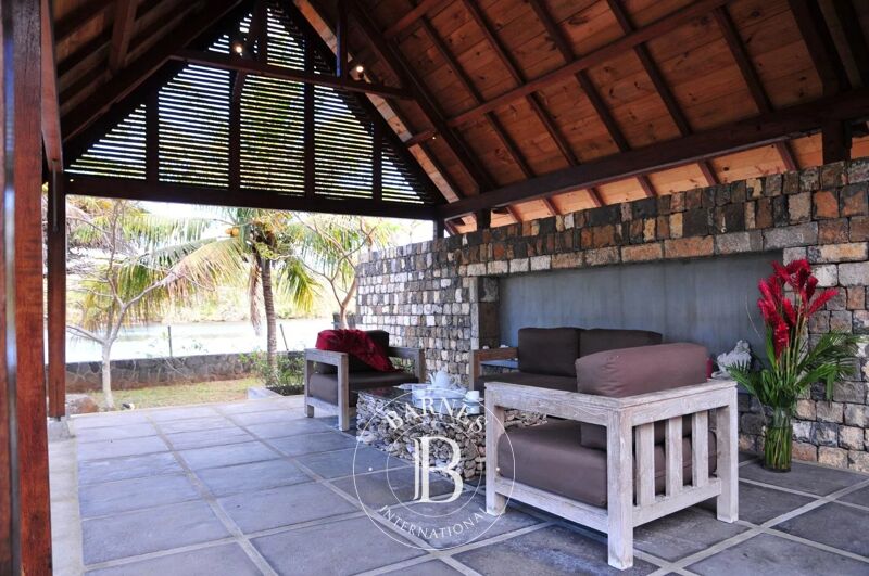 Loué, Villa Tamarin - picture 3