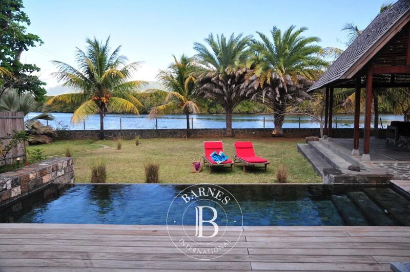 Loué, Villa Tamarin - picture 1