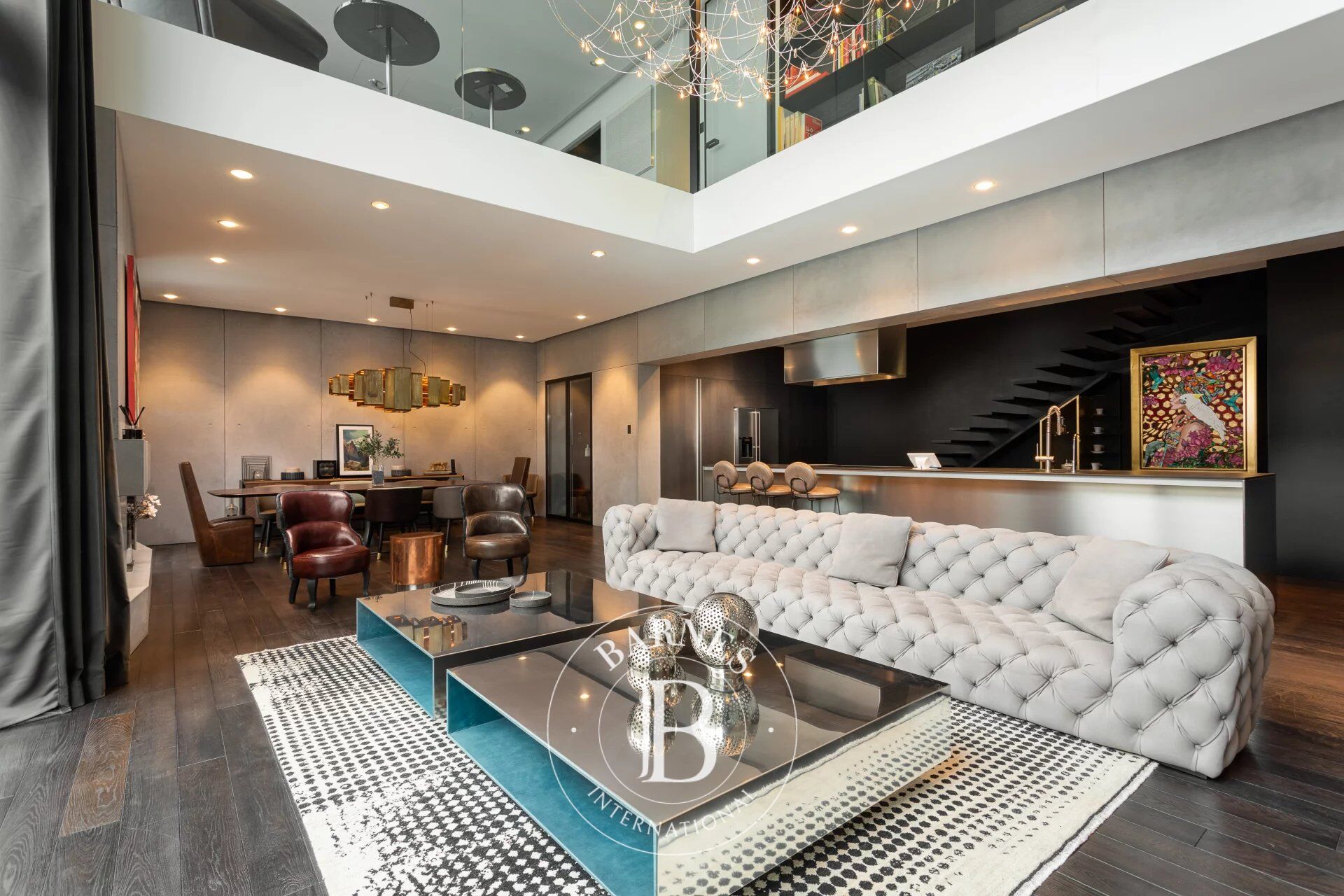 Luxury Penthouse in the Heart of Downtown, Budapest - picture 2