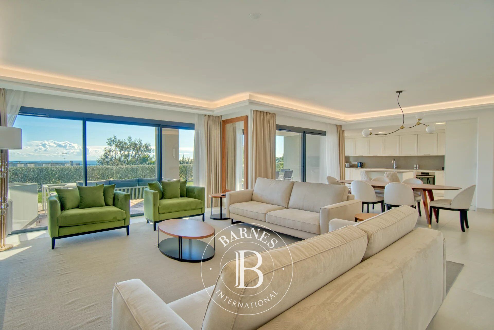 CANNES CALIFORNIE - EXCEPTIONAL PRODUCT - 3 BEDROOMS - picture 2