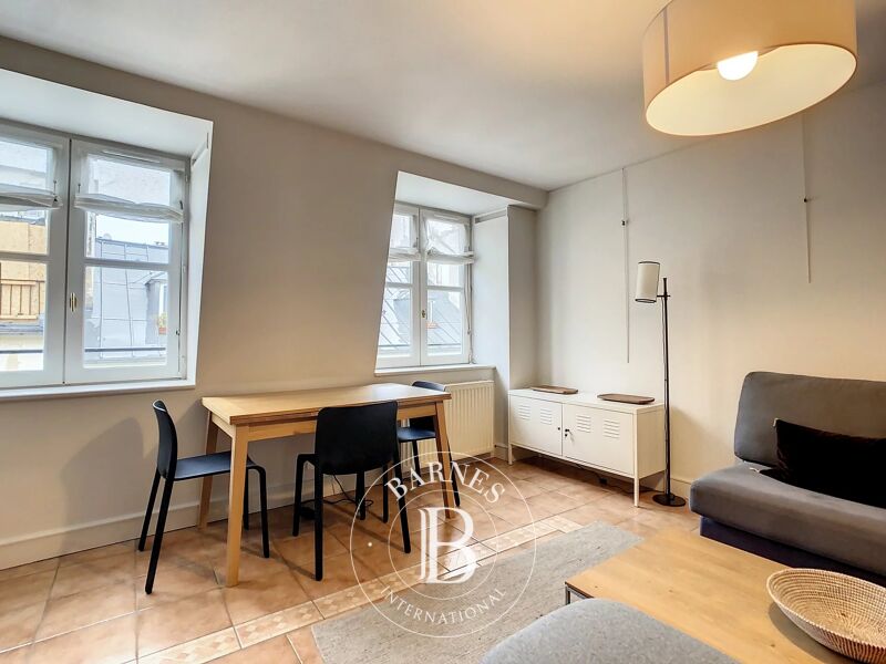 For Rent Apartment | Paris 10ème - picture 3