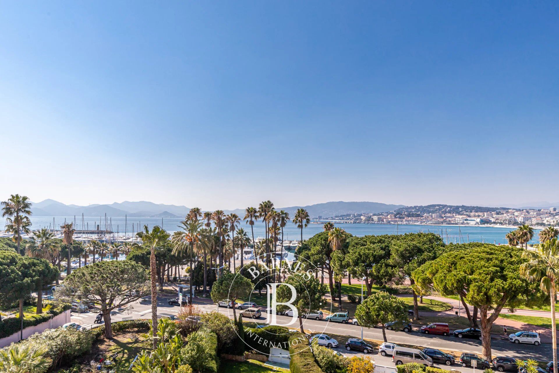 CANNES CROISETTE - PANORAMIC SEA VIEW - 3 BEDROOMS - picture 1