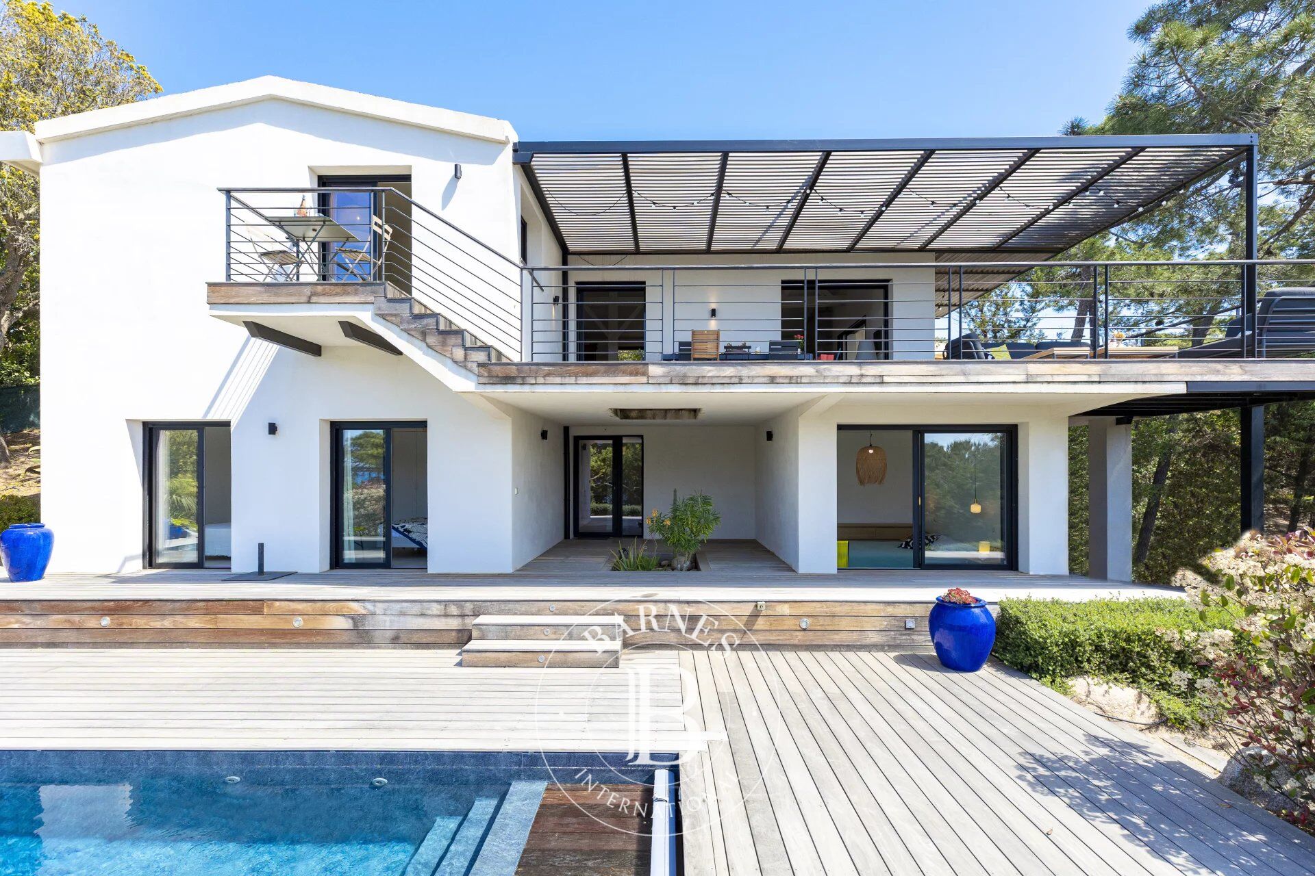 Villa Porto-Vecchio - picture 2