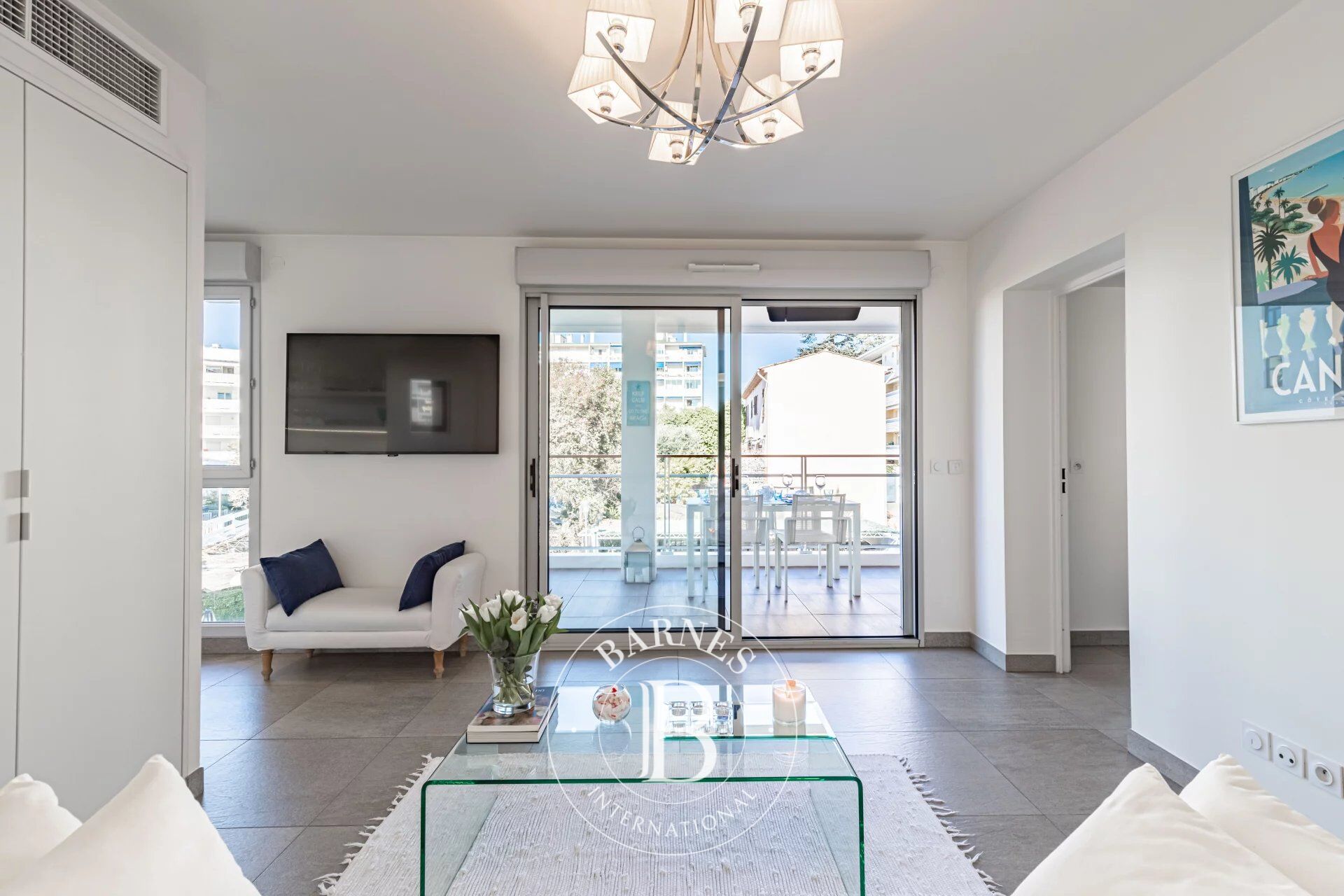 CANNES CITY CENTER - BRAND NEW APARTMENT - 1 BEDROOM - picture 3