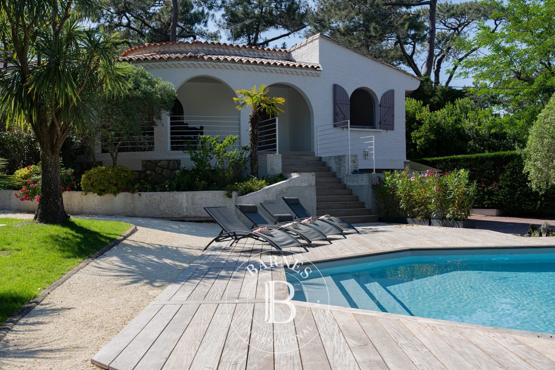 CAP FERRET, AU CENTRE DU VILLAGE, VILLA MIREIO, PISCINE ET PROCHE PLAGE - picture 1