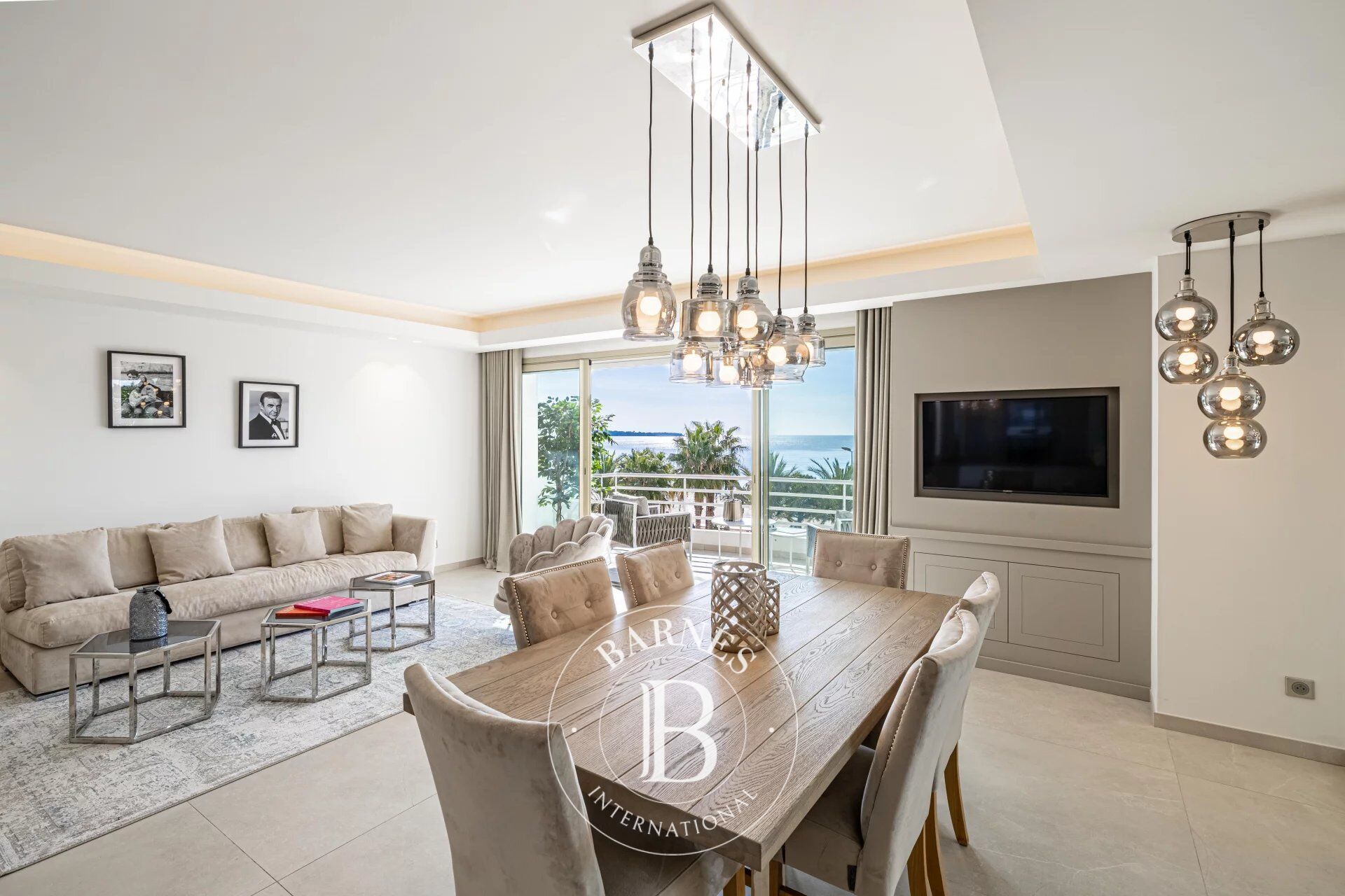 CANNES CROISETTE - PANORAMIC SEA VIEW - 2 BEDROOMS - picture 3