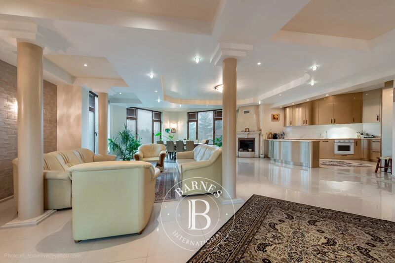 Venta, Casa Dobrich - picture 2