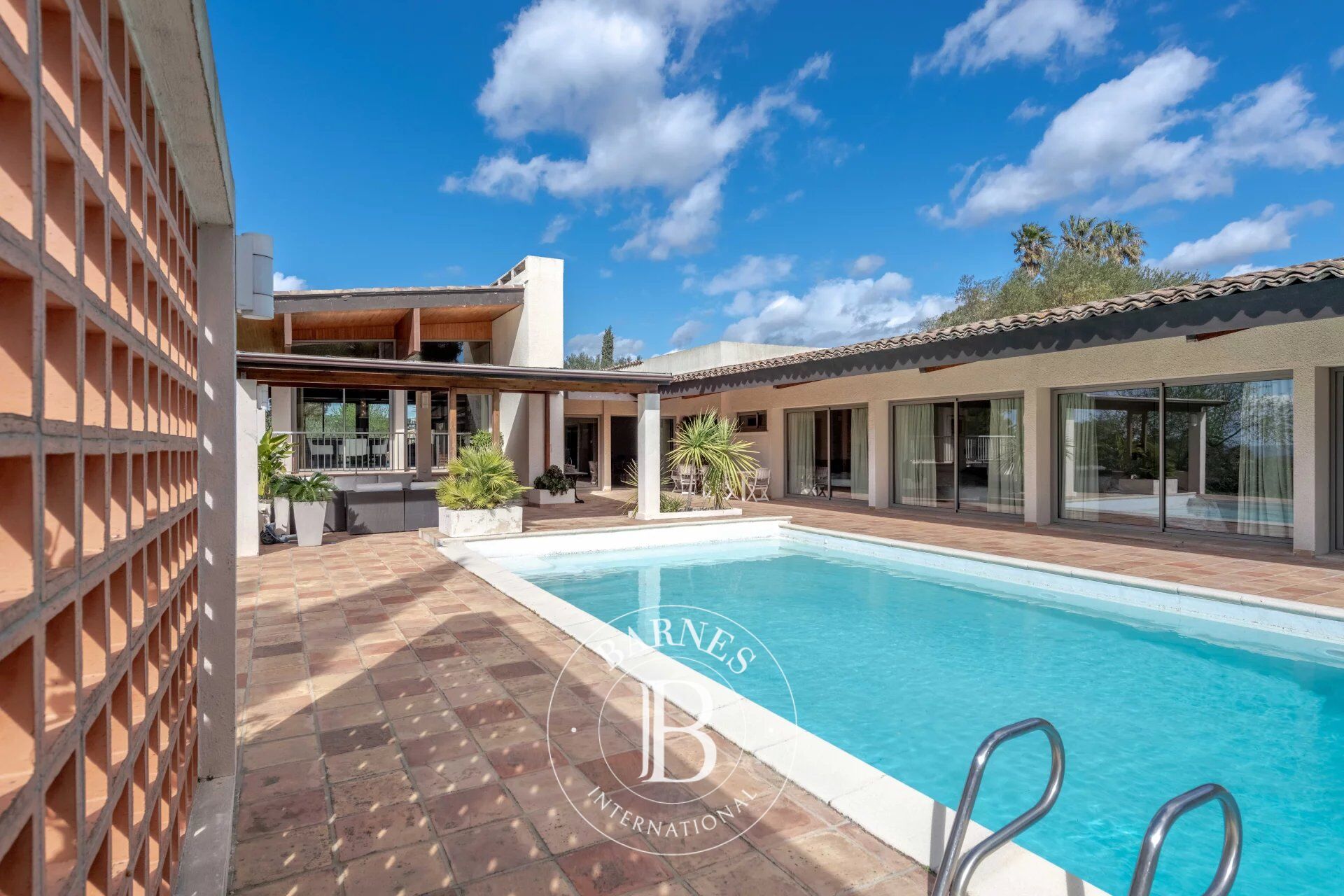 Vente - Sanary - Cadre campagne - Villa d'architecte - Piscine - picture 2