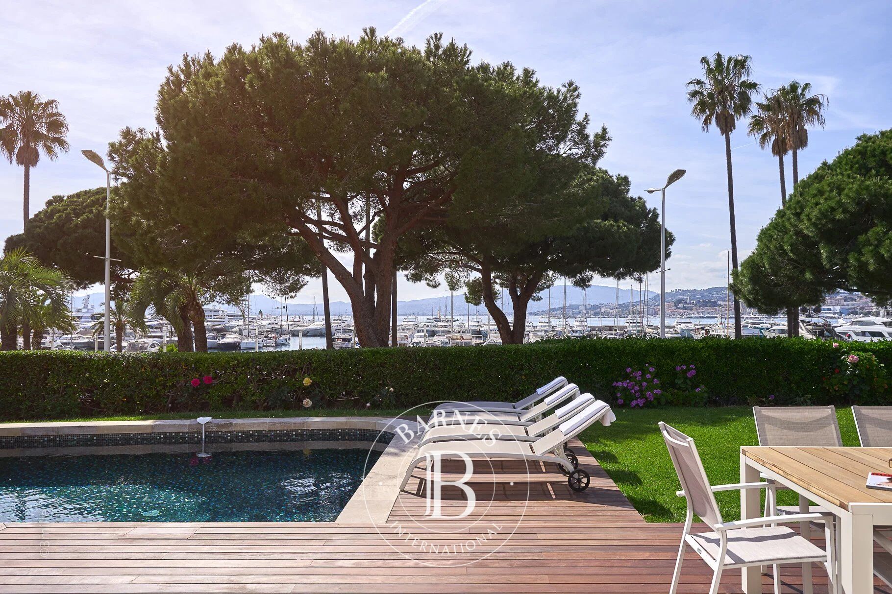 CANNES CROISETTE - VILLA CONTEMPORAINE EXCEPTIONNELLE - PLAGE À PIED - picture 2
