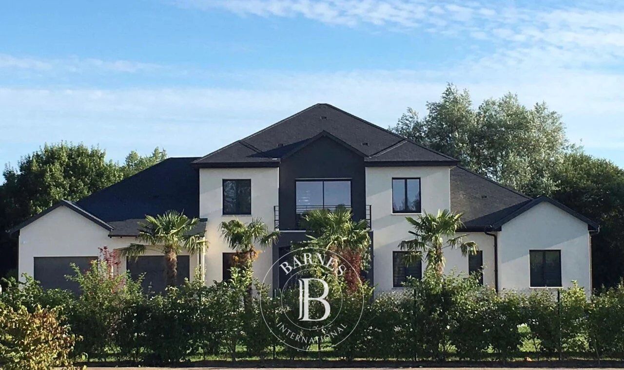 Casa Deauville - picture 1