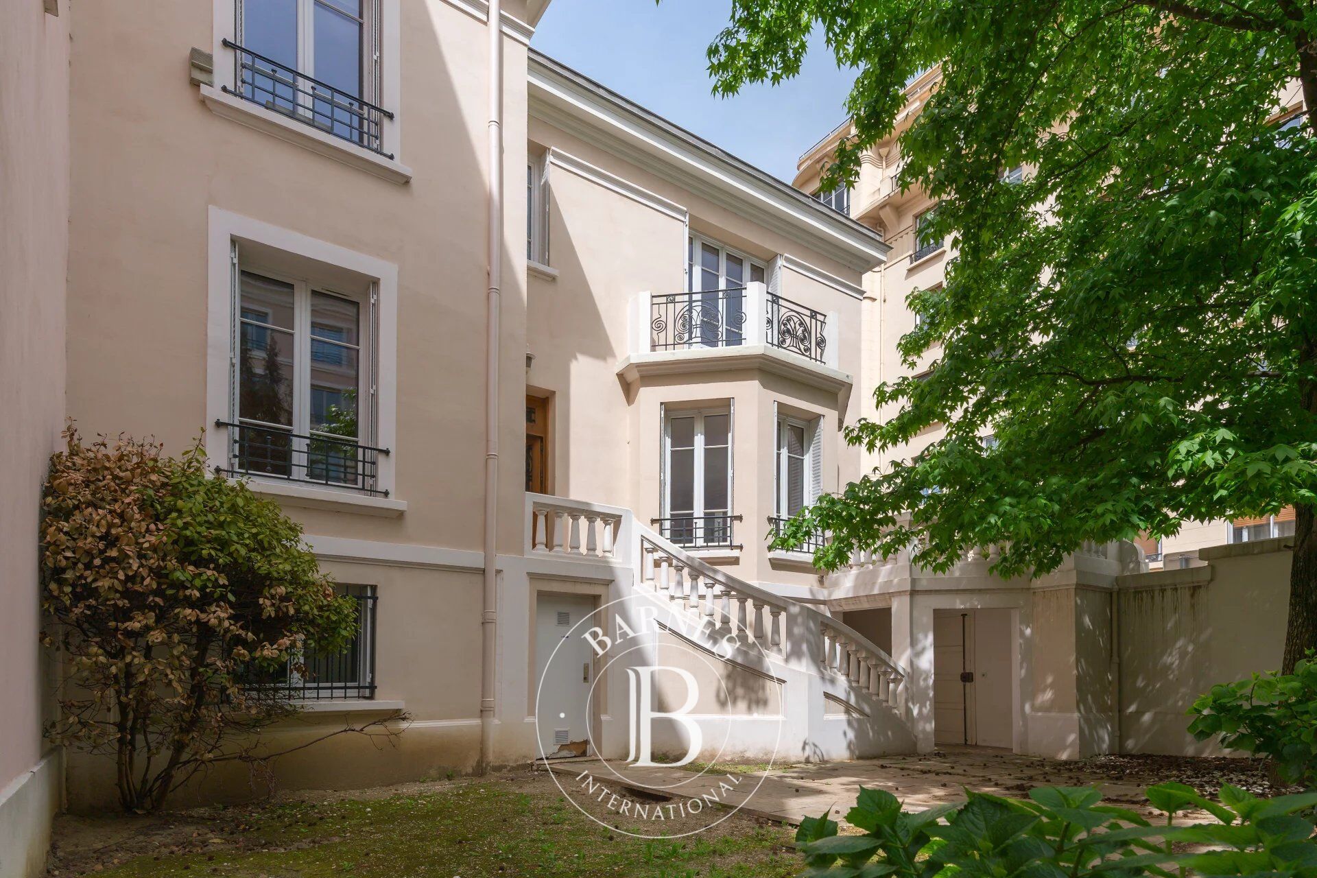 Lyon 6 - Parc Tête d'Or - Maison de 200,17 m² - 6 chambres - Jardin - Garage triple - picture 1