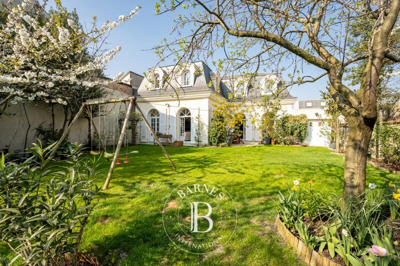 Sold, House Bois-Colombes - picture 1