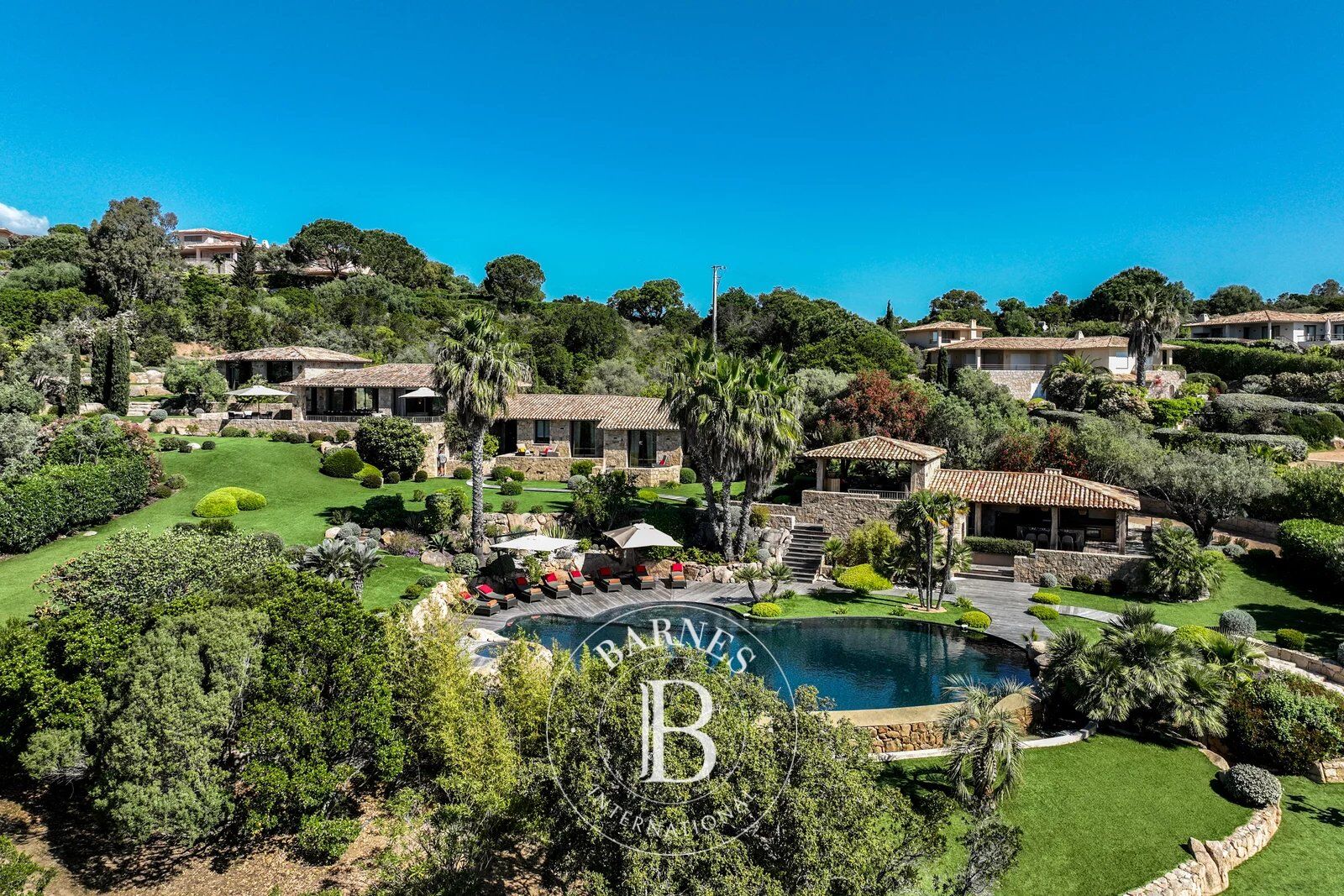 Private domain of Punta d'Arasu, 8 bedroom villa, walking distance to the beach and sea view, Sainte Lucie RL314, Villa Santa Lucia - picture 1