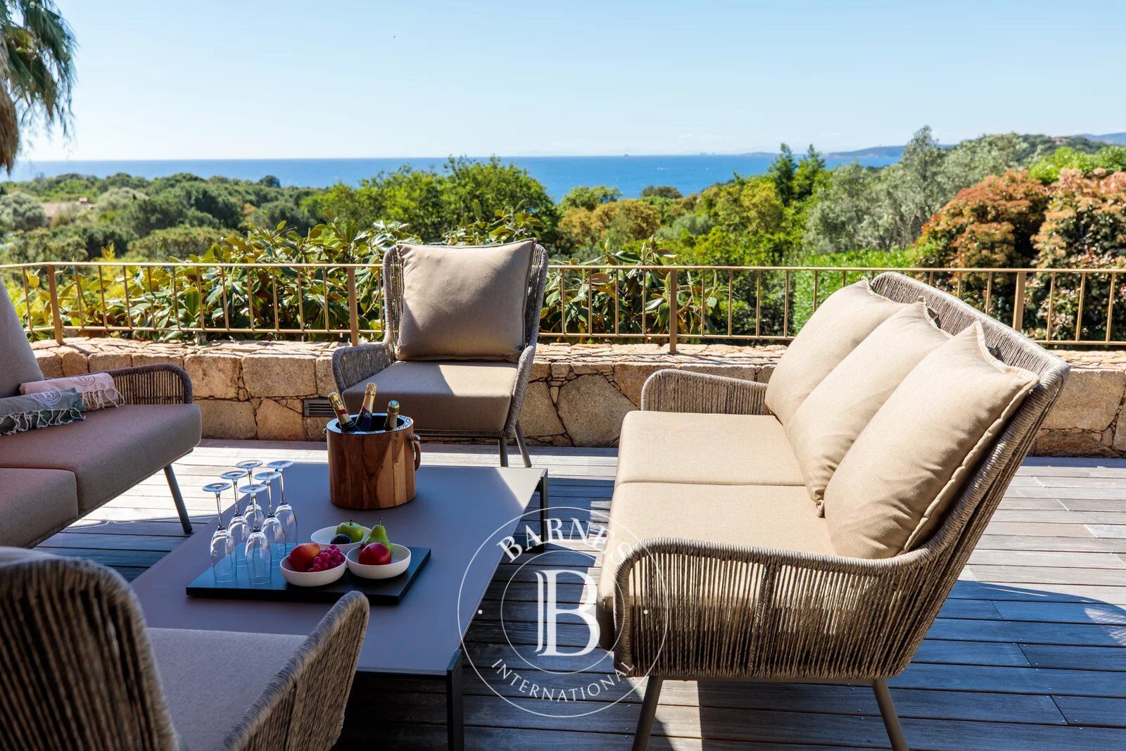 Villa Sainte-Lucie-de-Porto-Vecchio - picture 3