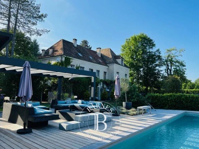 Casa Montfort-l'Amaury - picture 1