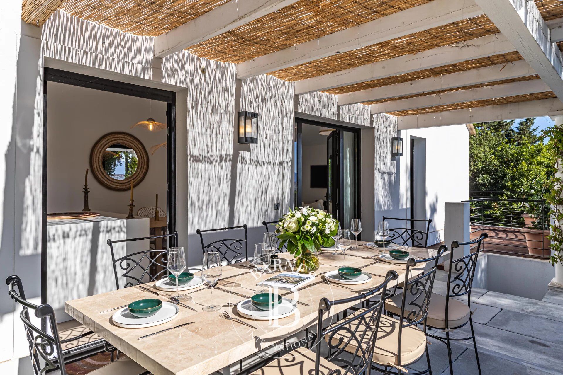 CANNES CITY CENTER - VILLA AT WALKING DISTANCE TO AMENITIES - 3 BEDROOMS - picture 3