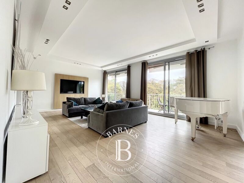 Le service location de la Maison BARNES vous propose ce bien :