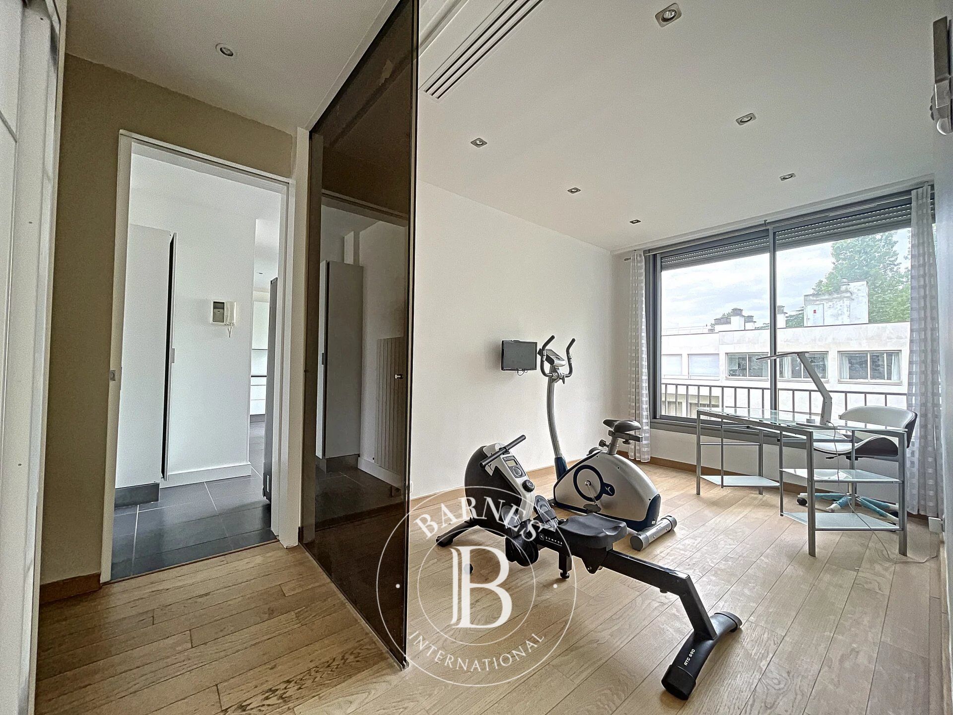 For Rent, Apartment Neuilly-sur-Seine - picture 10