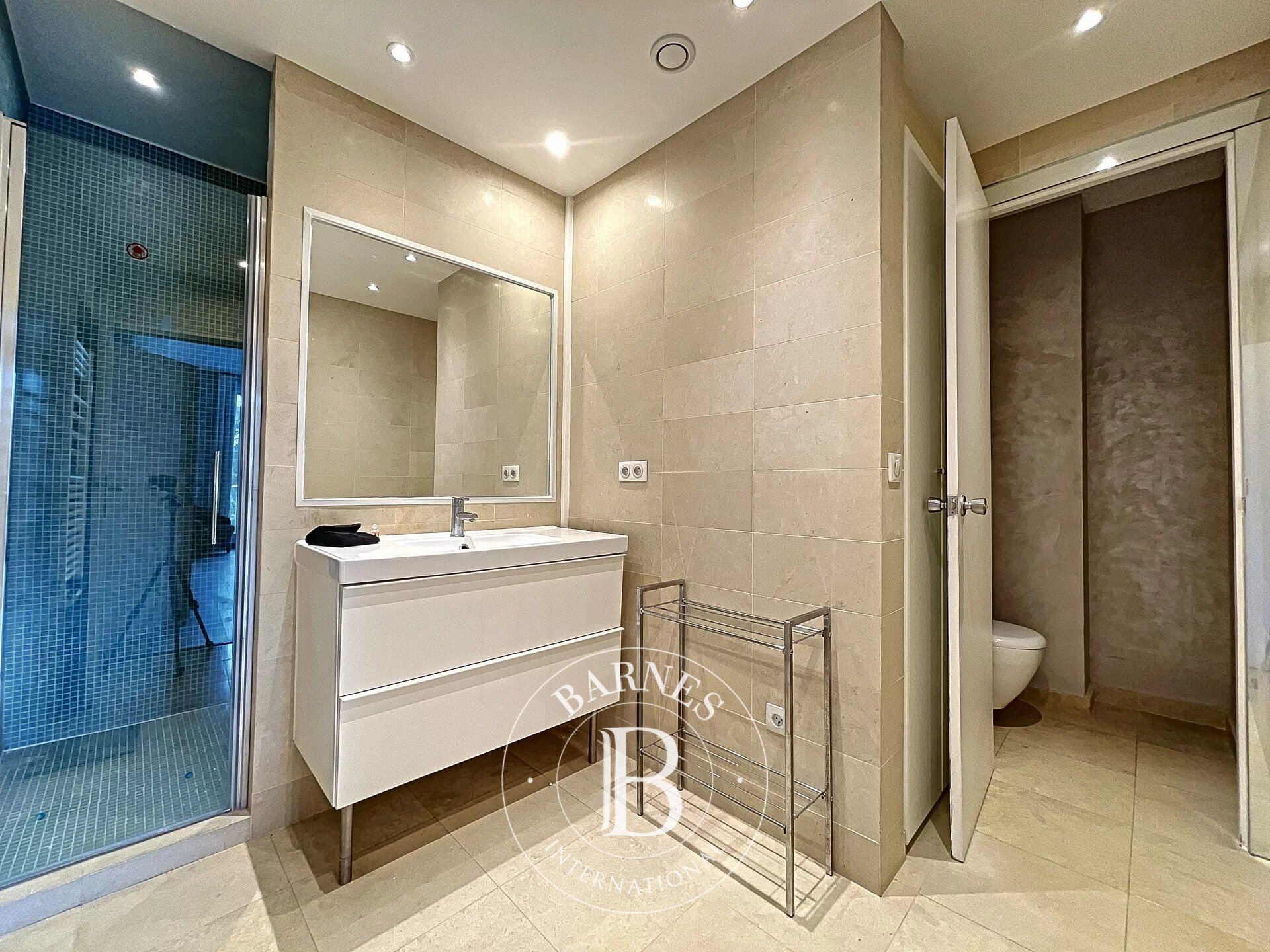 For Rent, Apartment Neuilly-sur-Seine - picture 9