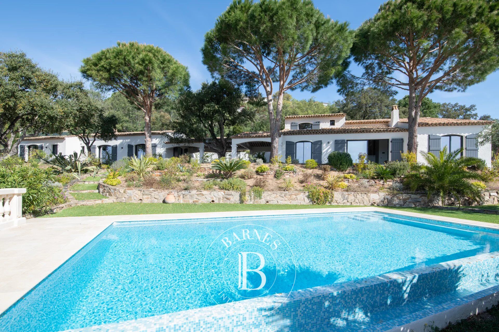 SAINTE-MAXIME - RENOVATED PROVENSAL MAS - SEA VIEW - picture 3
