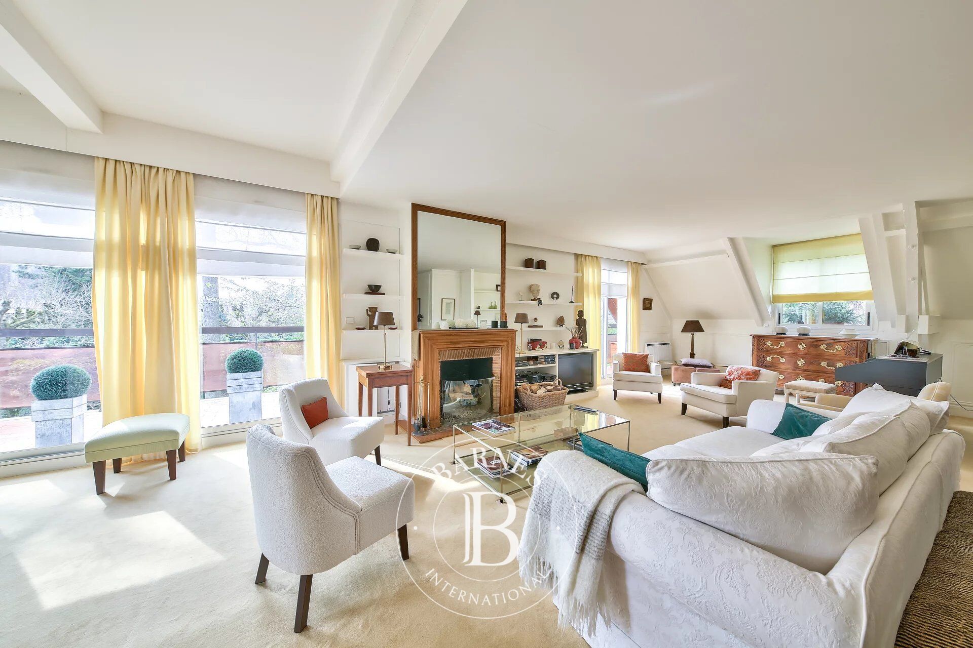 Exclusivity - Jouy-en-Josas - Metz district - Luxury apartment of 165 m² (1,776 sq ft) - Elevator - picture 1