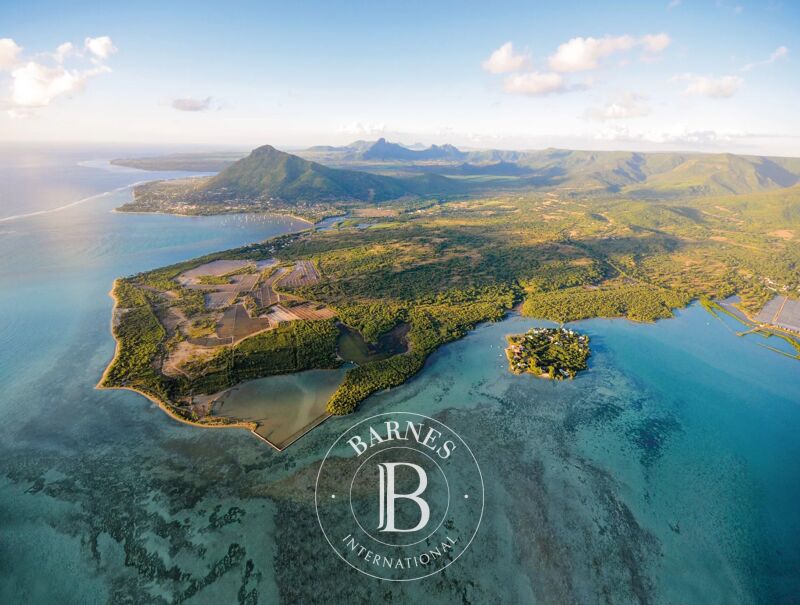 For Sale, Residential land Petite Rivière Noire - picture 2