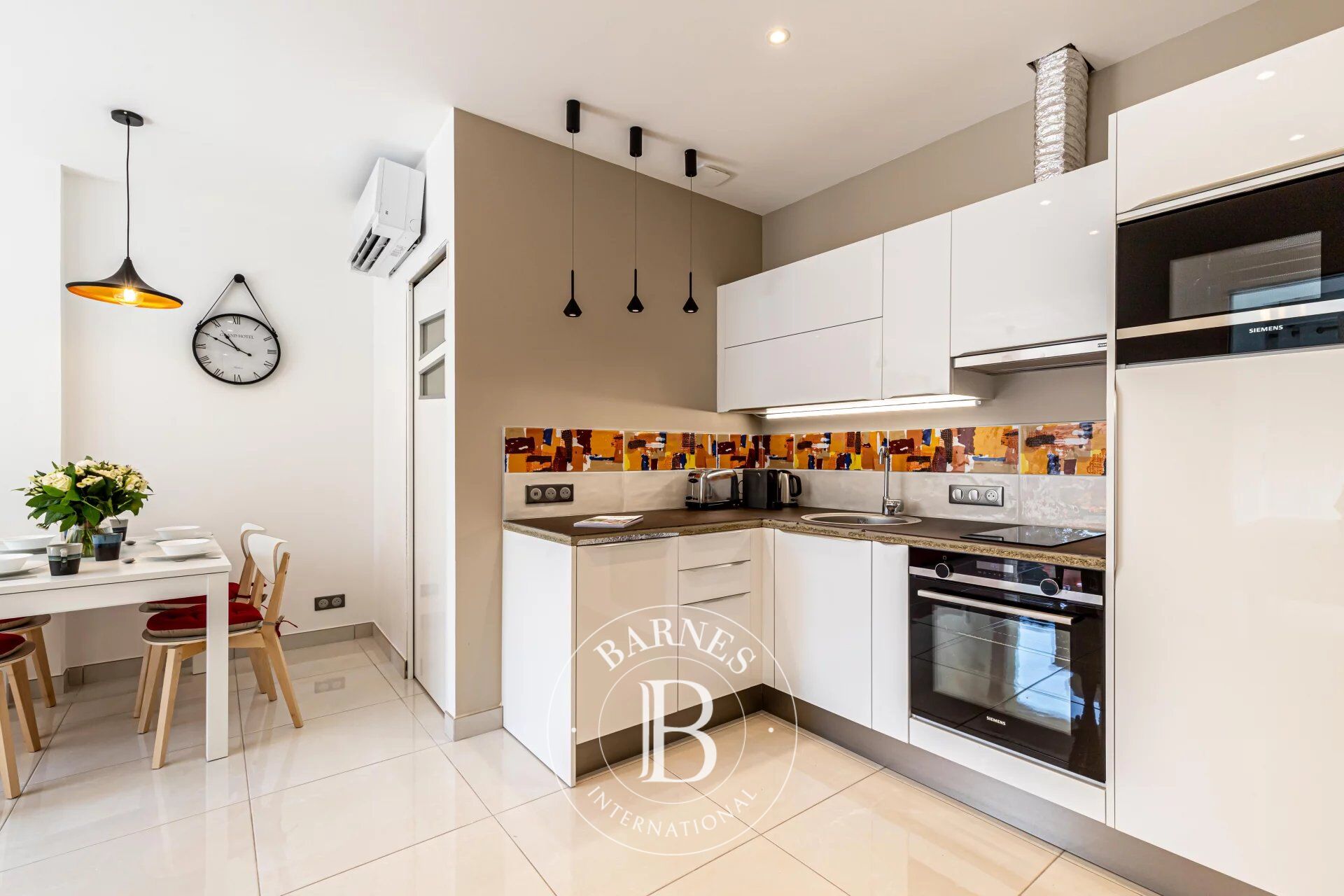 CANNES BANANE - BRAND NEW APARTMENT - 1 BEDROOM - picture 3