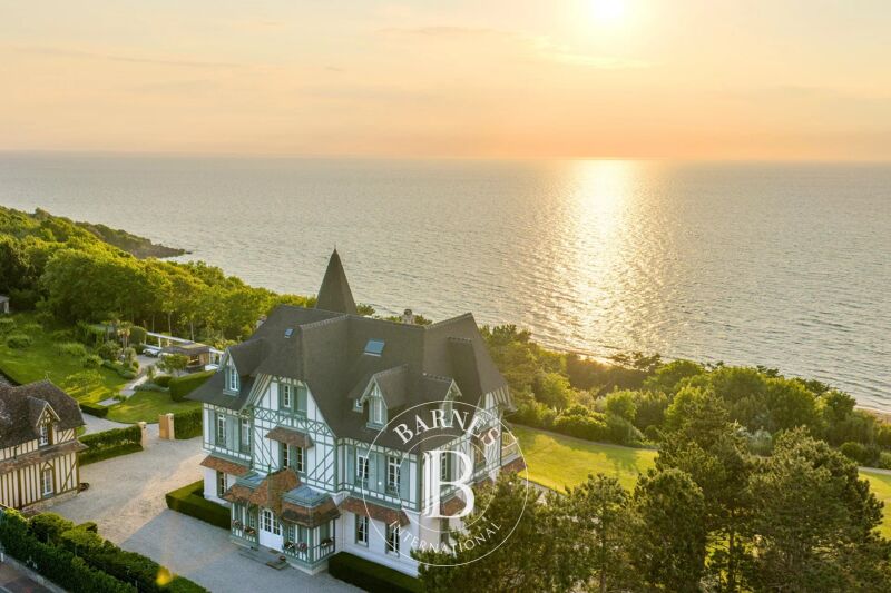 For Rent Property | Deauville - picture 1