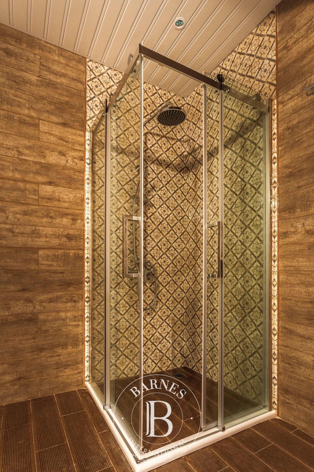 Daire Varna - picture 14