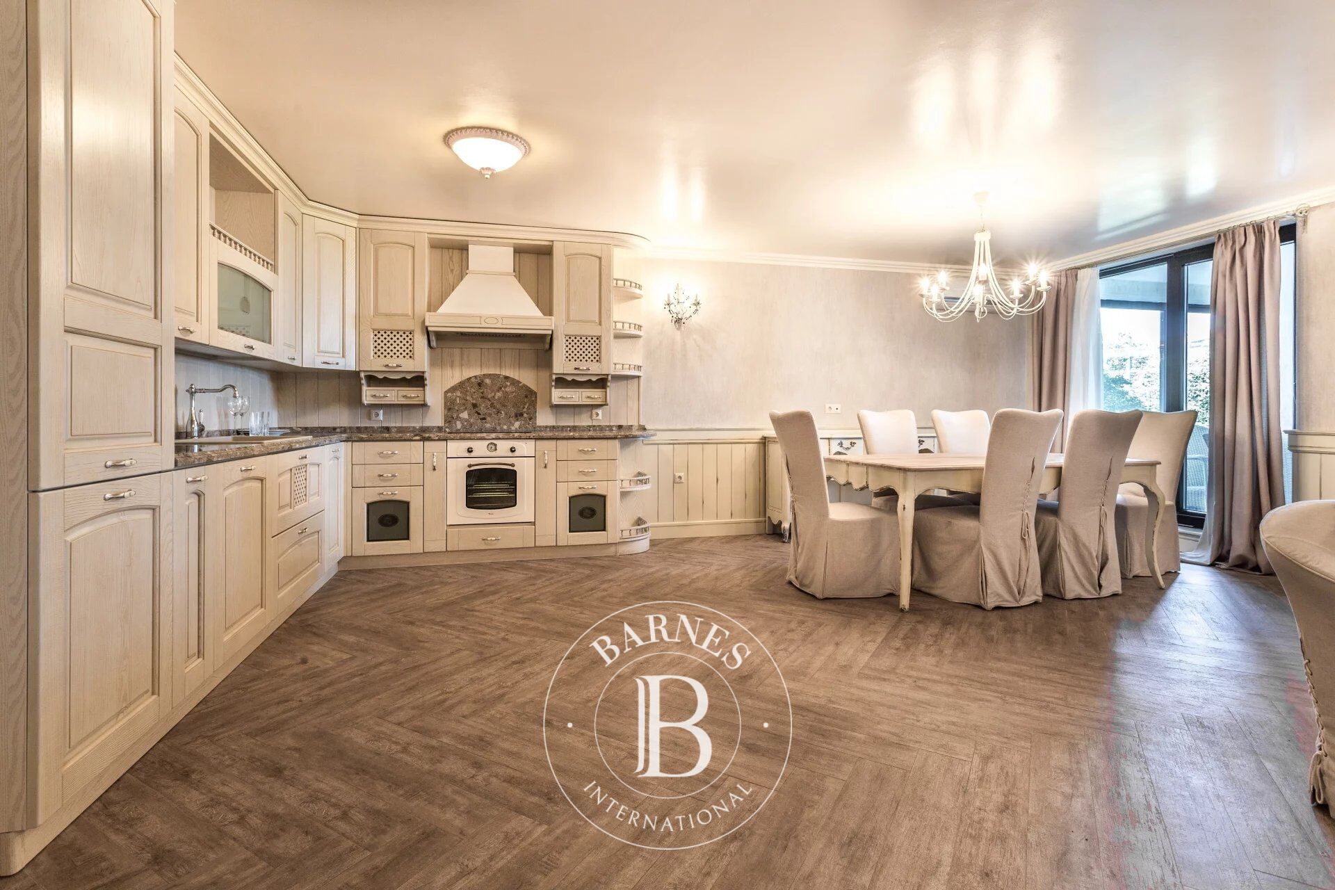 Daire Varna - picture 6