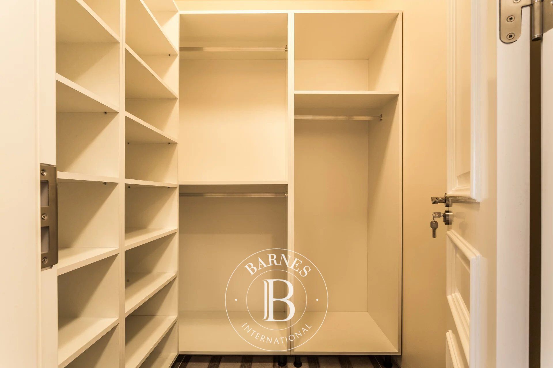 Daire Varna - picture 12