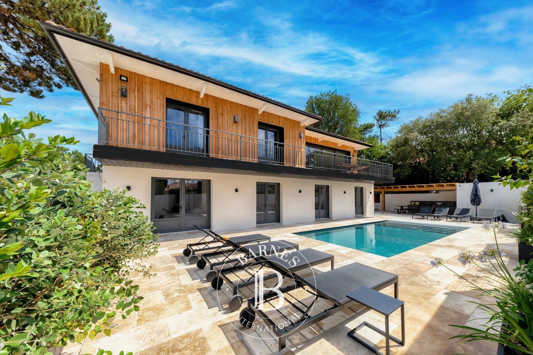 VILLA «ROSE DES SABLES» AVEC PISCINE ET 5 CHAMBRES, AU PYLA-SUR-MER - CAPACITÉ 12 PERSONNES - picture 1