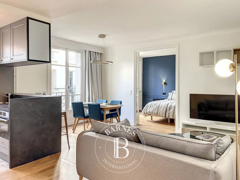 For Rent Apartment | Paris 17ème - picture 1