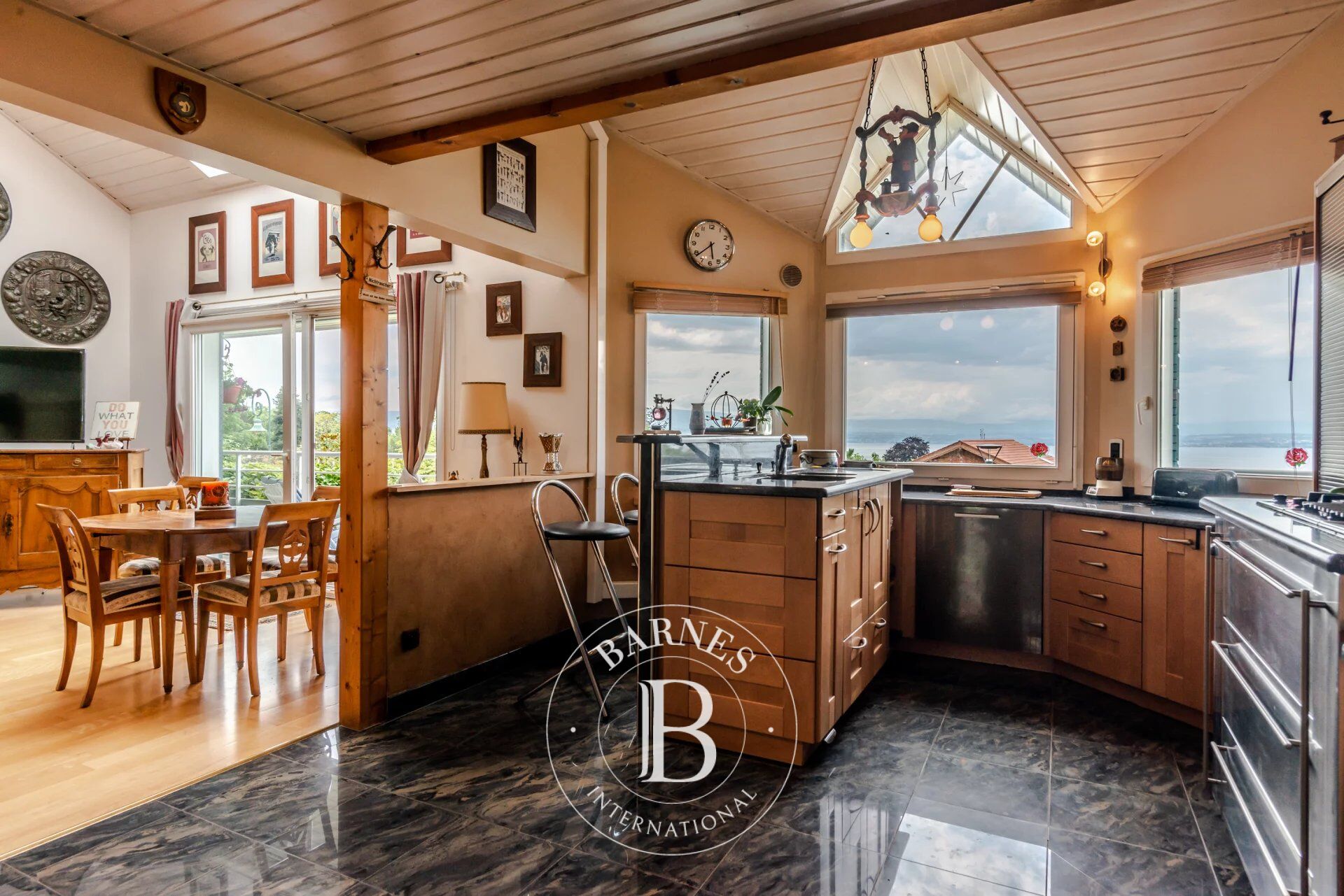 Villa Neuvecelle - picture 17