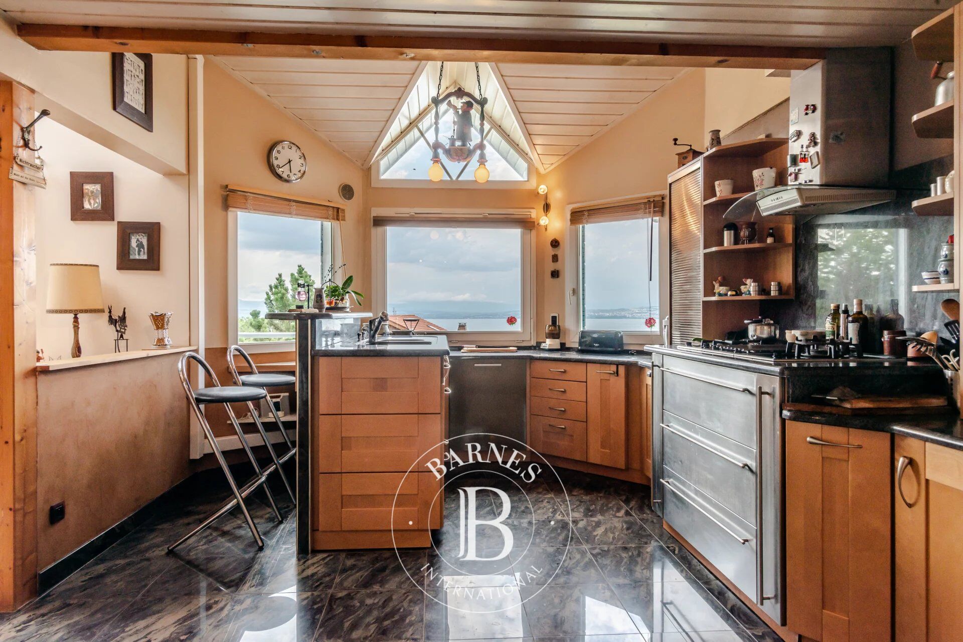 Villa Neuvecelle - picture 18