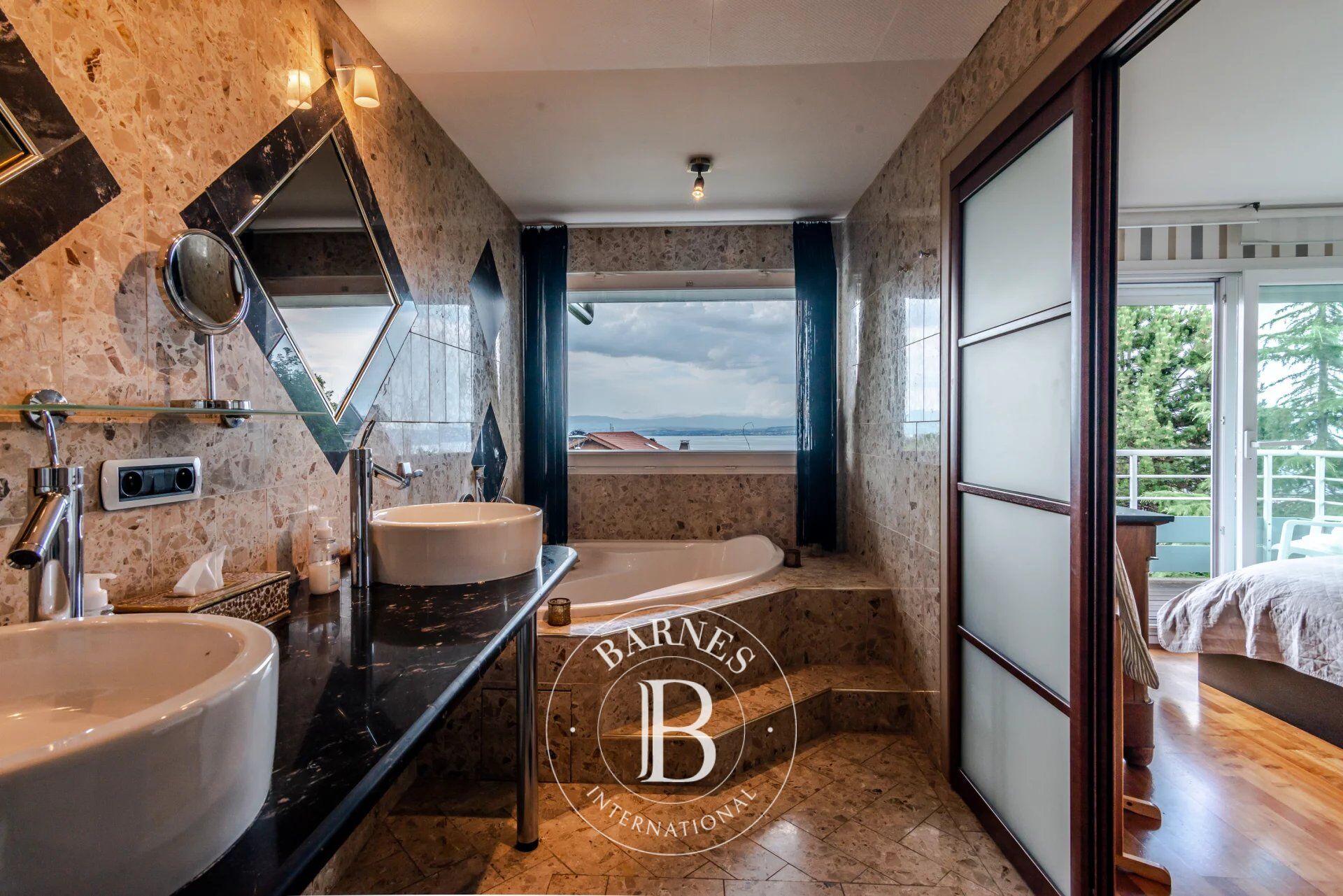 Villa Neuvecelle - picture 12