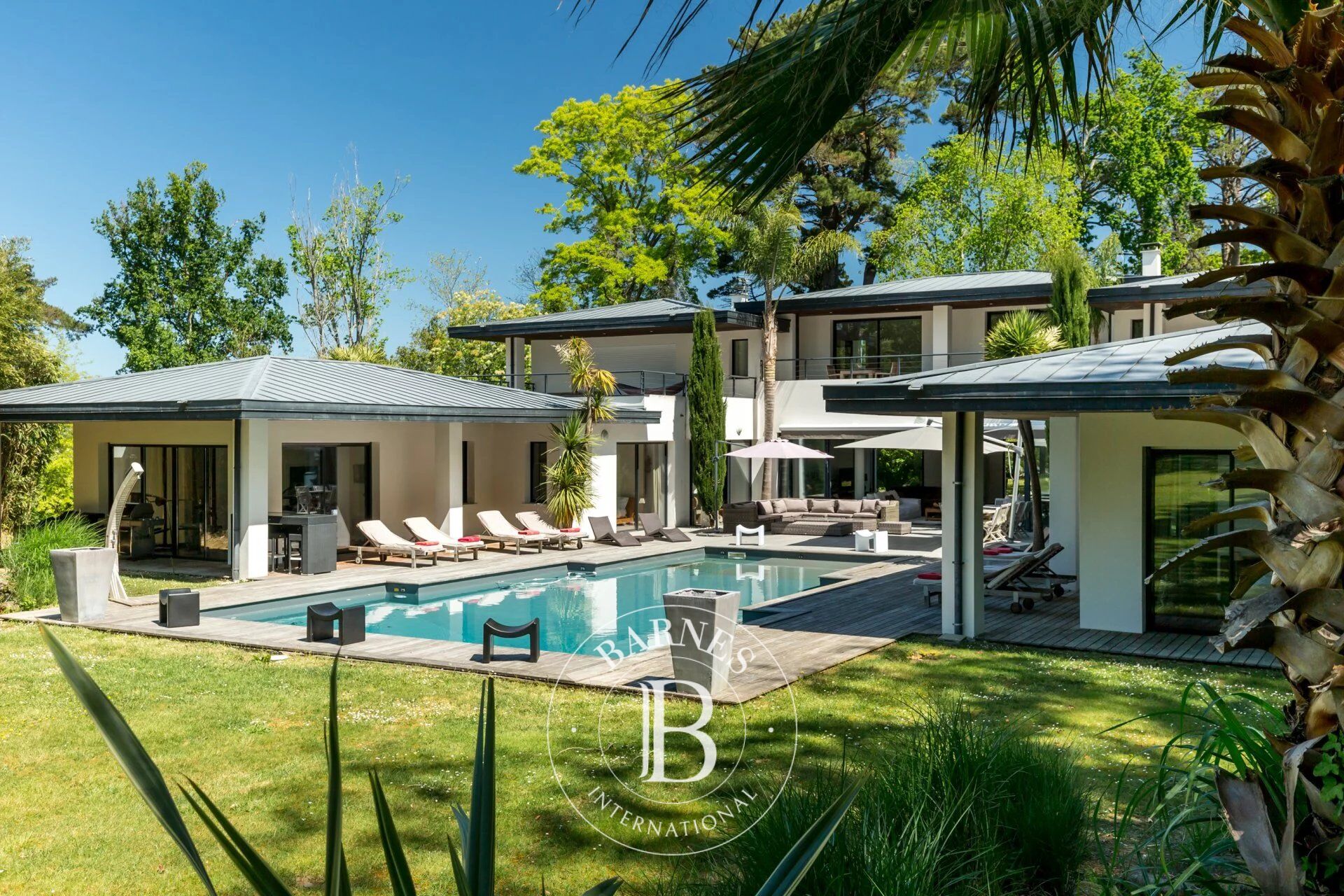 VALENCIA - Sublime villa contemporaine 8 suites avec piscine chauffée & salle de sport - Biarritz - picture 3