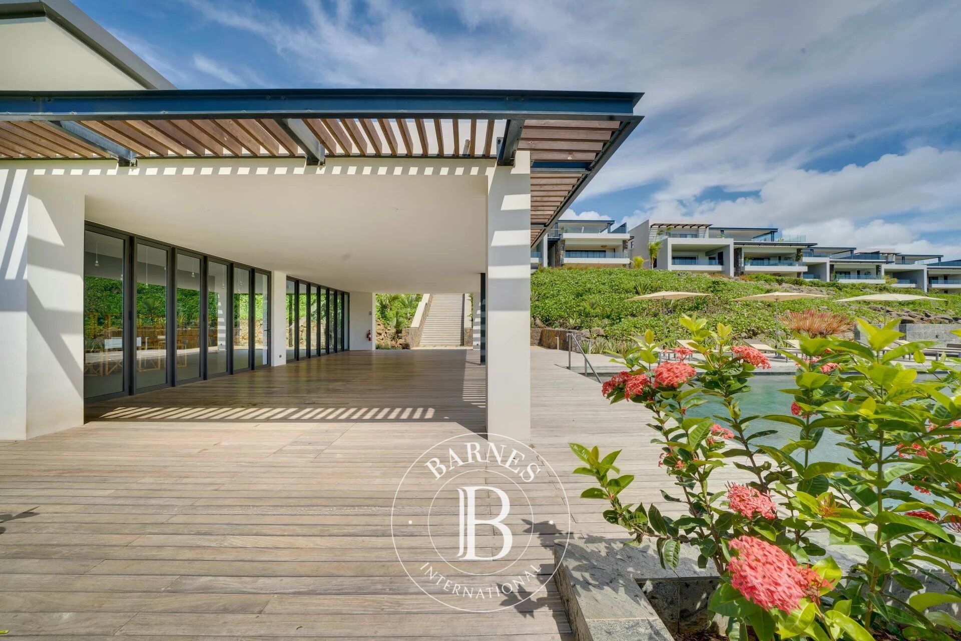 Penthouse Saint-Antoine - picture 11