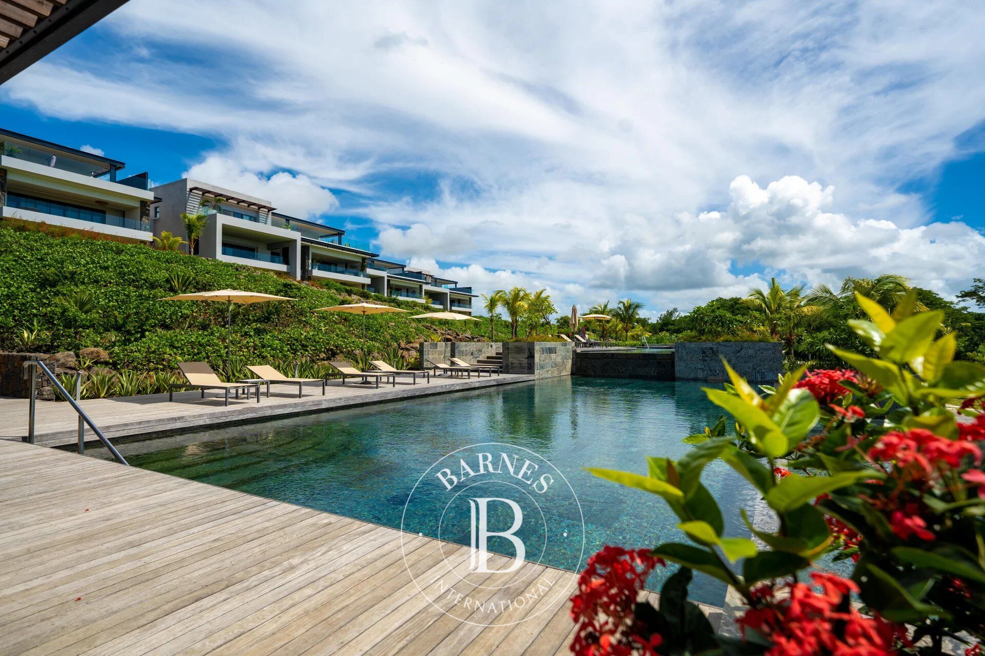 Penthouse Saint-Antoine - picture 8