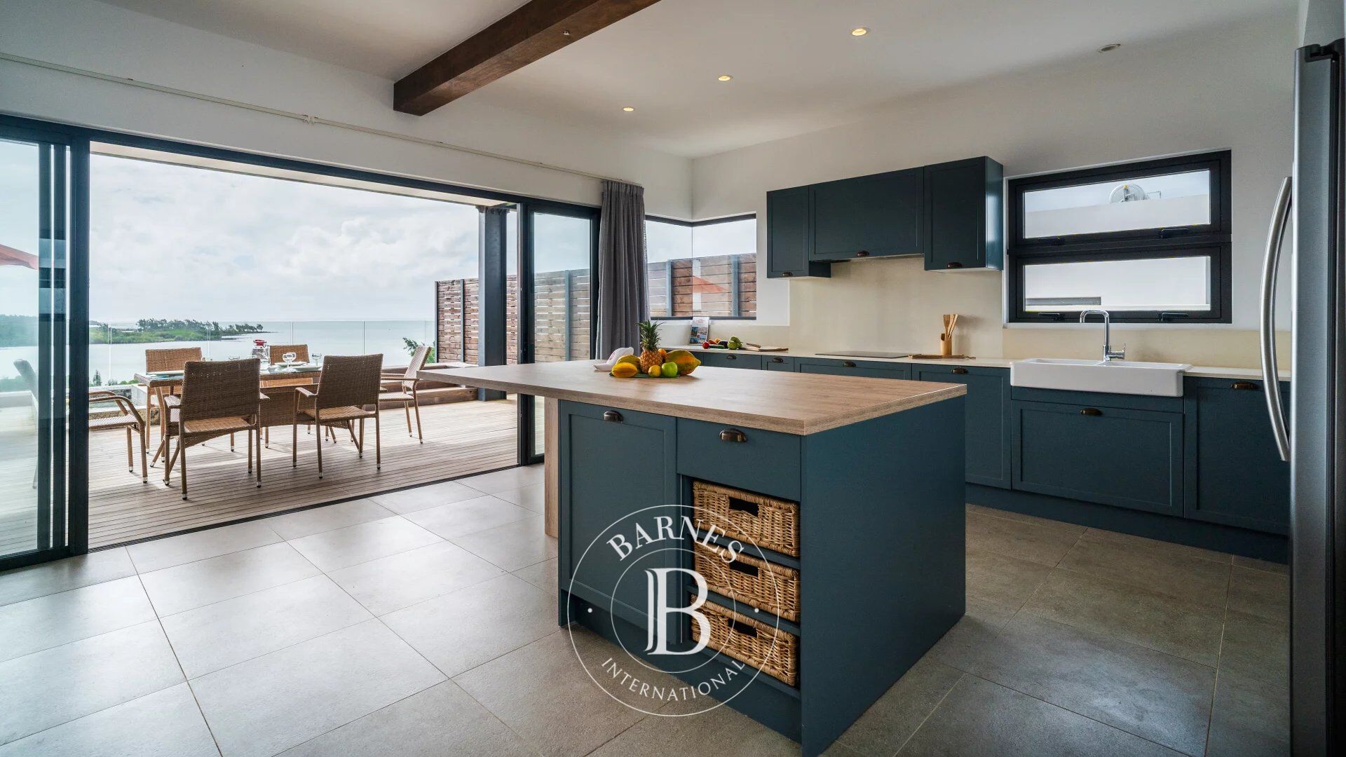 Penthouse Saint-Antoine - picture 4