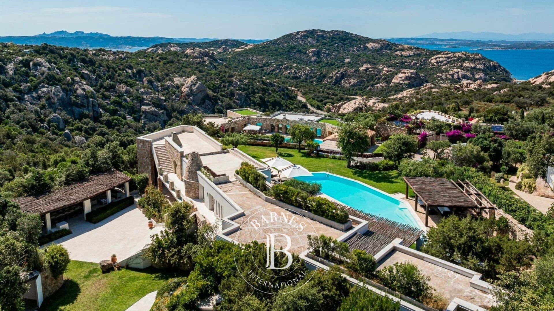 Villa Porto Cervo - picture 1
