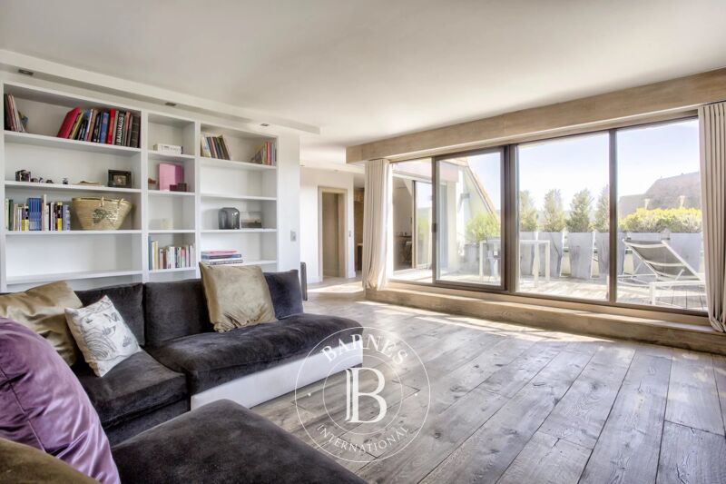 For Rent Apartment | Deauville - picture 2