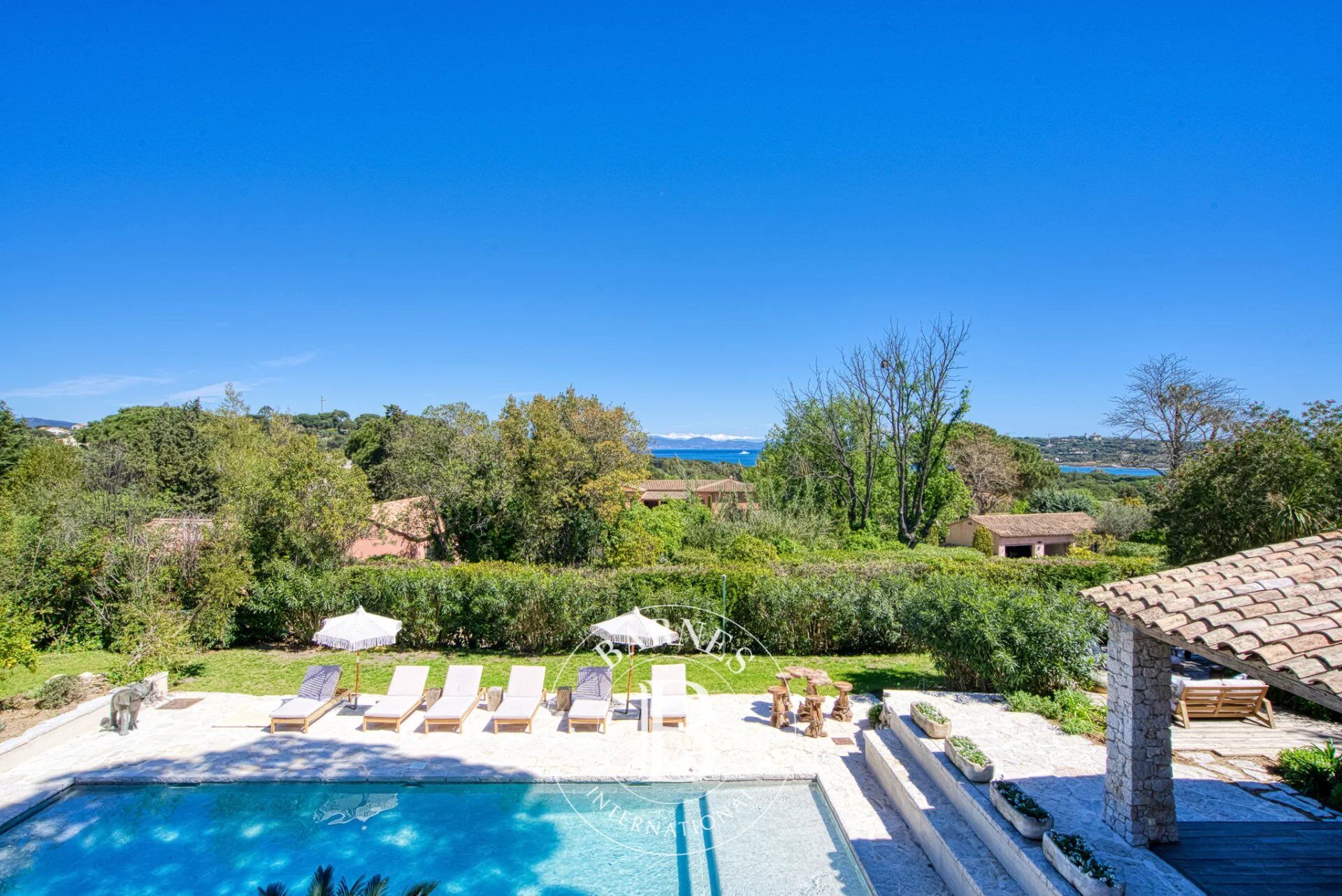 VILLA SAINT-TROPEZ - APERCU MER - 7 CHAMBRES -PISCINE - picture 2