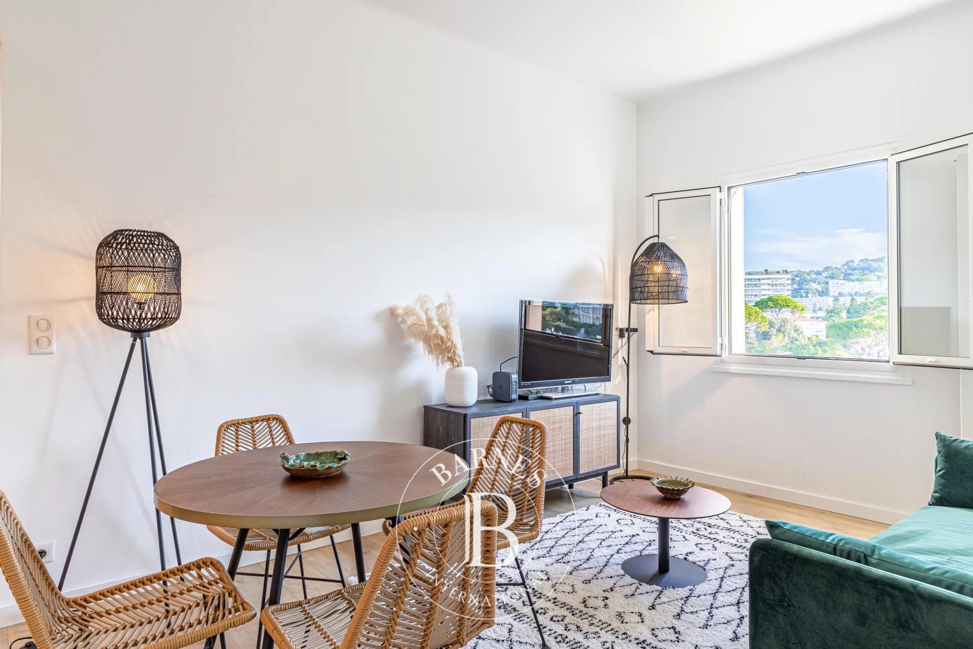 CANNES MONTFLEURY - BRAND NEW APARTMENT - 1 BEDROOM - picture 2