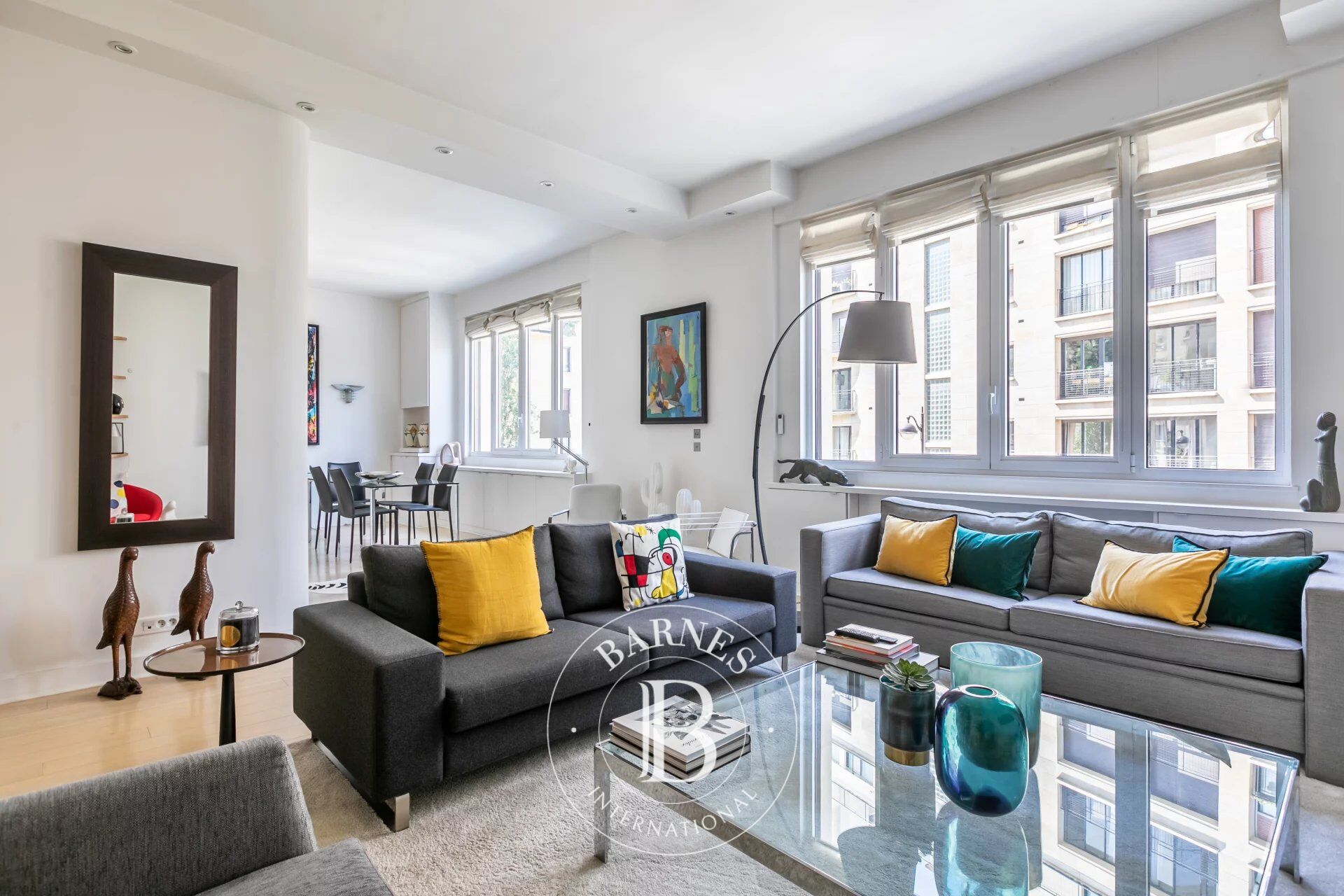 Paris 16 - Place Rodin - Appartement atypique - 2/3 chambres - picture 1