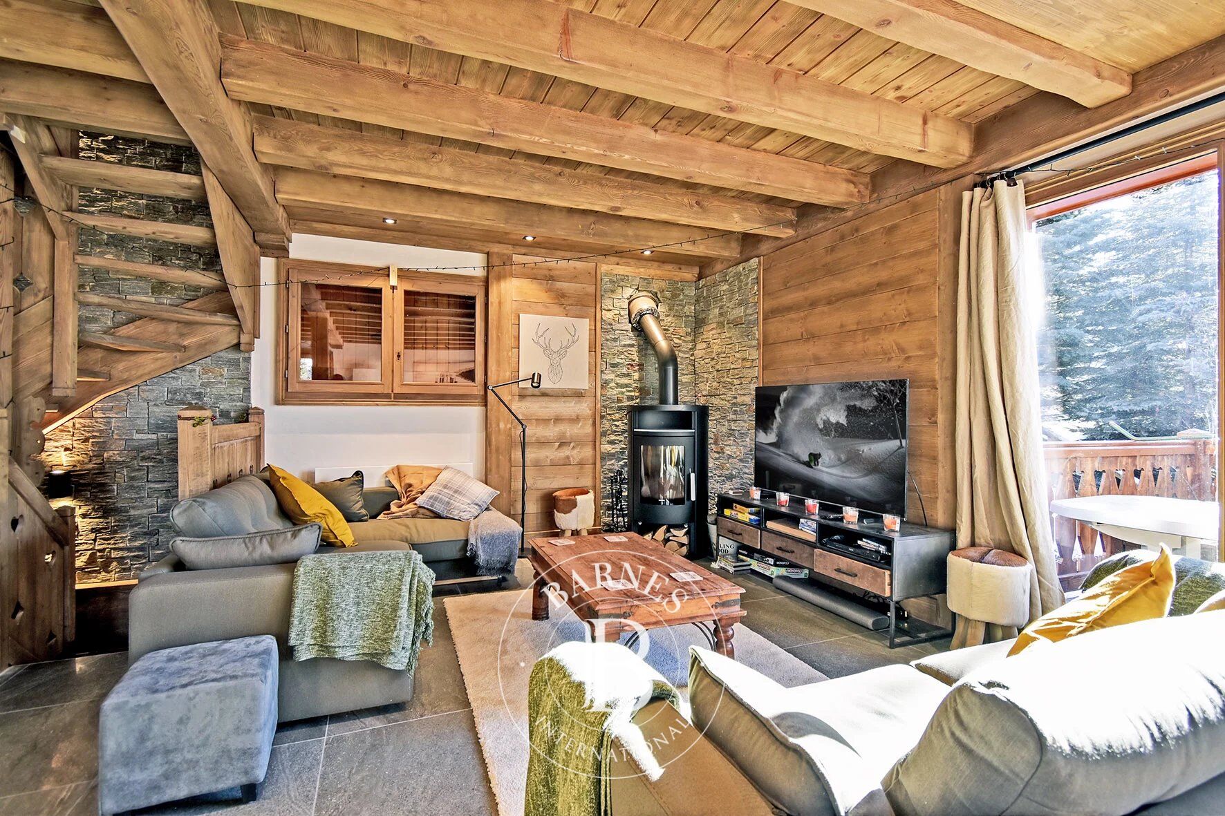 Chalet Les Marmottes acces to Les Menuires slopes - picture 3