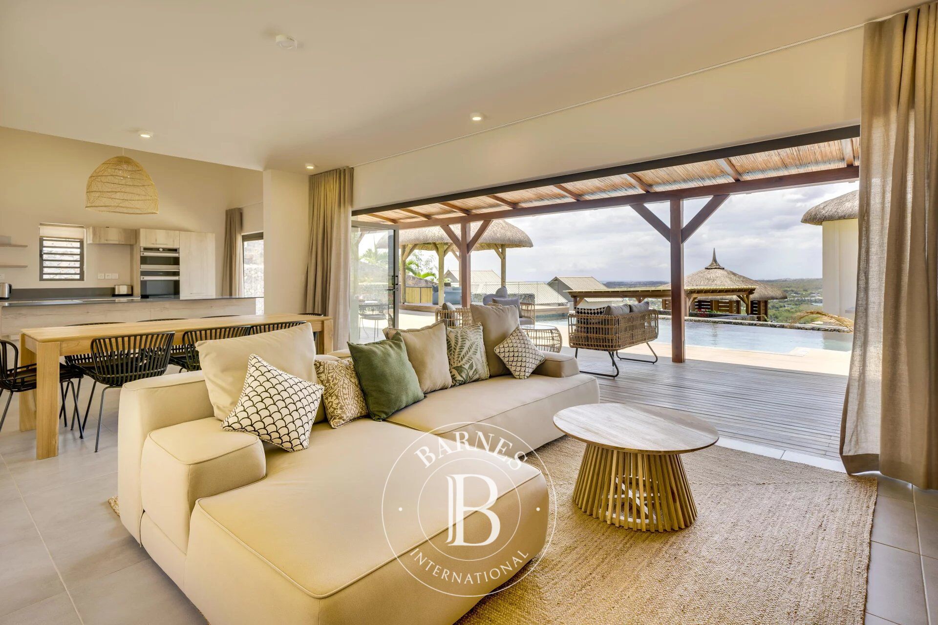 Villa Tamarin - picture 4